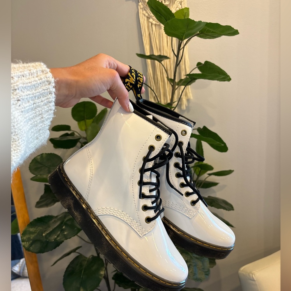 White dr martens size 8 women’s.